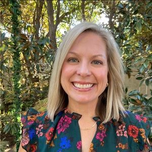 Meet your Posher, Julie